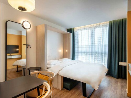 Гостиница Aparthotel Adagio Access Rouen Centre Cathédrale в Ле-Андели