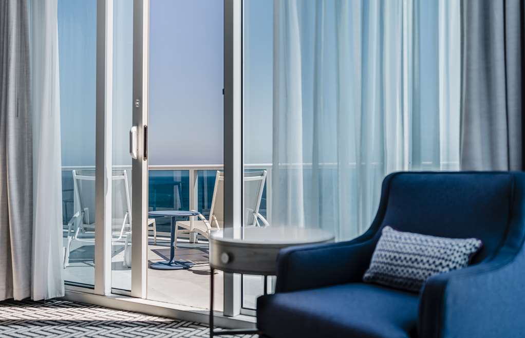 Фото Hotel Maren Fort Lauderdale Beach, Curio Collection by Hilton