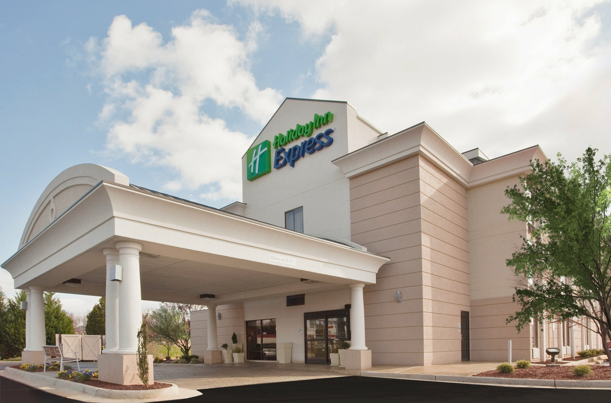 Фото Holiday Inn Express Lynchburg, an Ihg Hotel