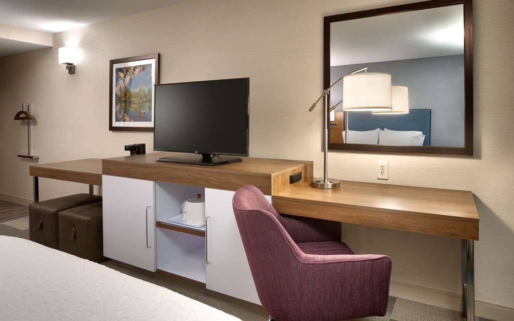 Фото Hampton Inn & Suites Pocatello