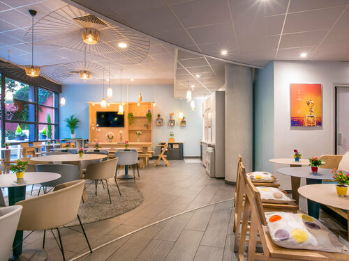 Гостиница Novotel Suites Cannes Centre в Каннах