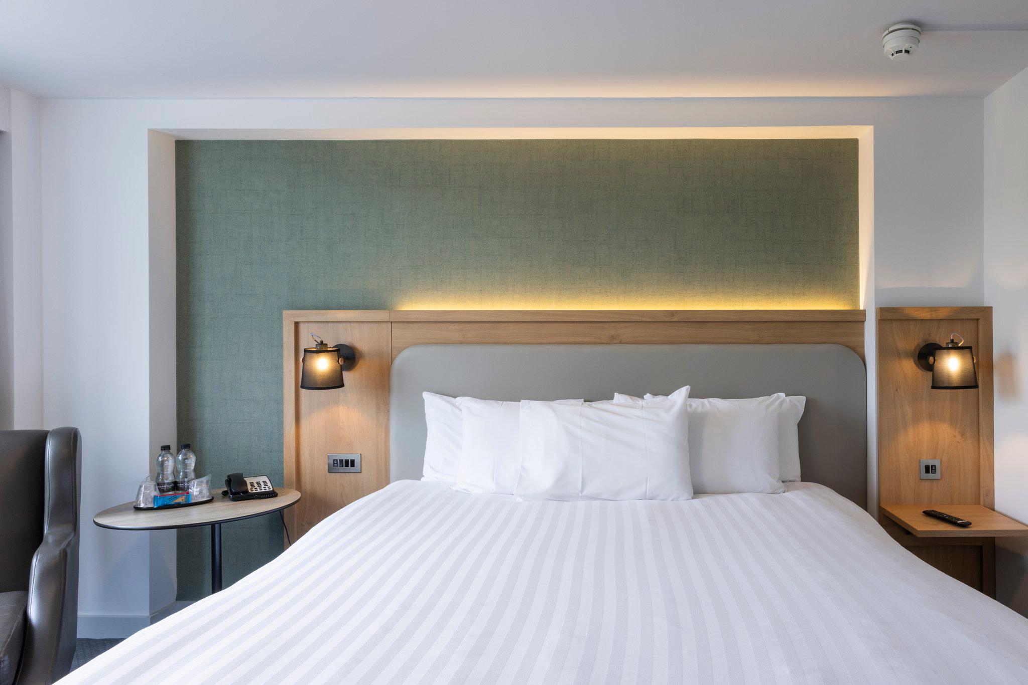 Фото Holiday Inn Milton Keynes - Central, an Ihg Hotel