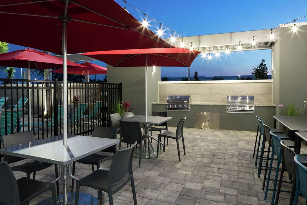 Фото Home2 Suites by Hilton Orlando Airport