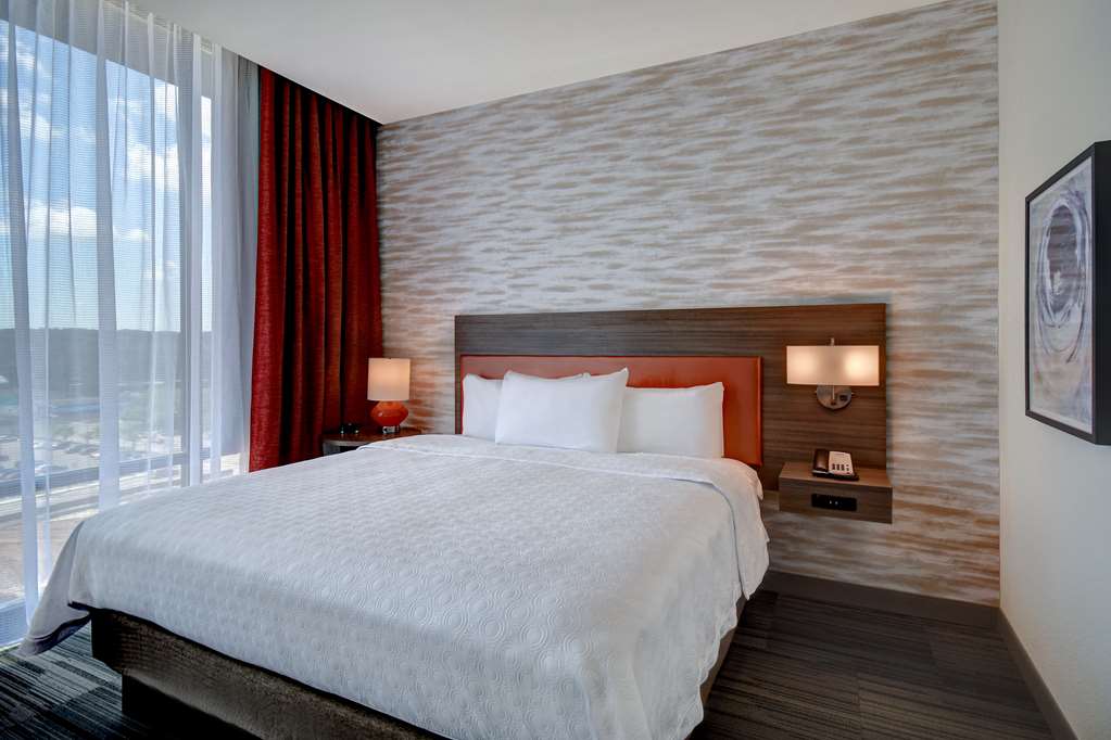 Фото Home2 Suites by Hilton Kalamazoo Downtown