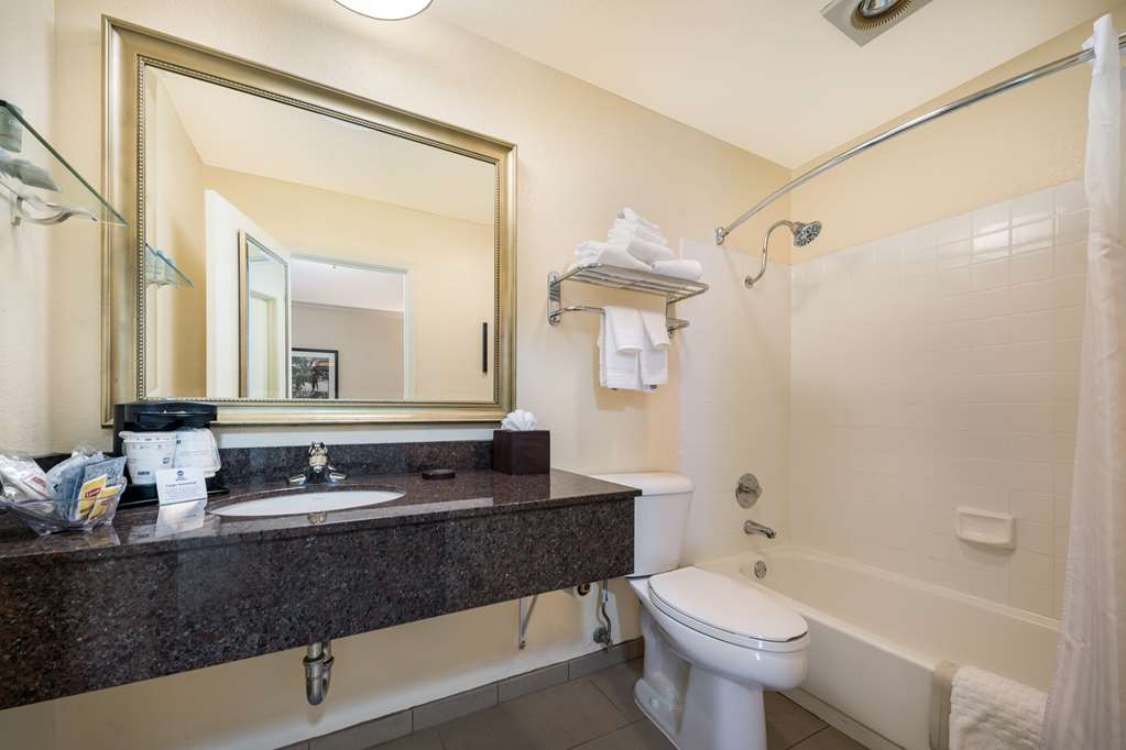 Фото Best Western Danville Sycamore Inn
