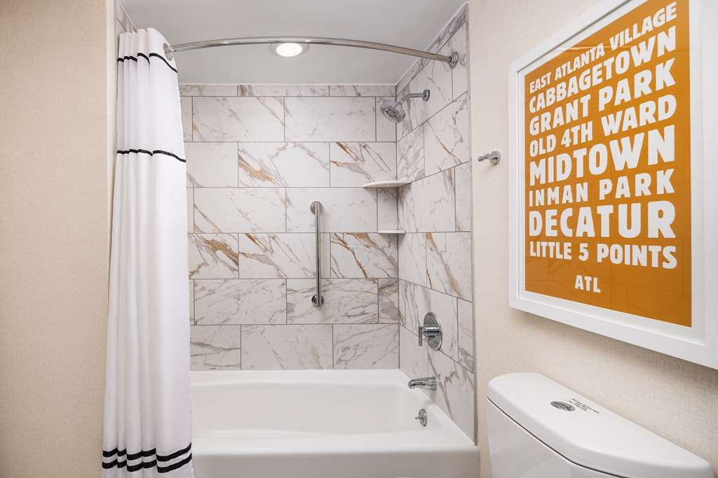 Фото Embassy Suites by Hilton Atlanta Buckhead