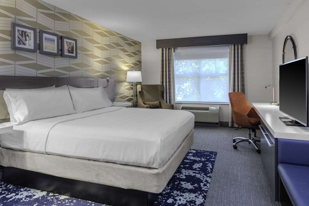Фото Hilton Garden Inn Freeport Downtown