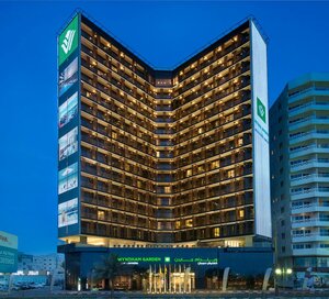 отель Wyndham Garden Ajman Corniche