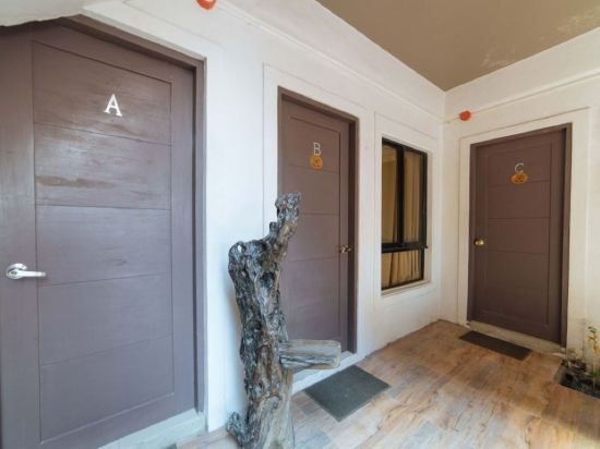 Фото RedDoorz @ Aparente Gensan