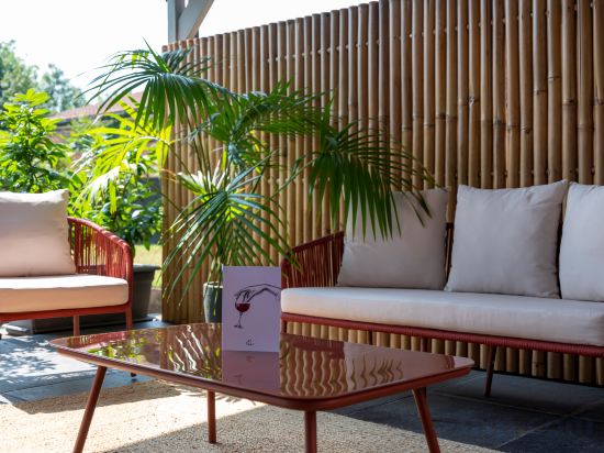 Фото Elizabeth Lifestyle Hotel