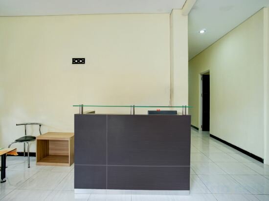 Фото Spot On 2246 Kost 97 Syariah