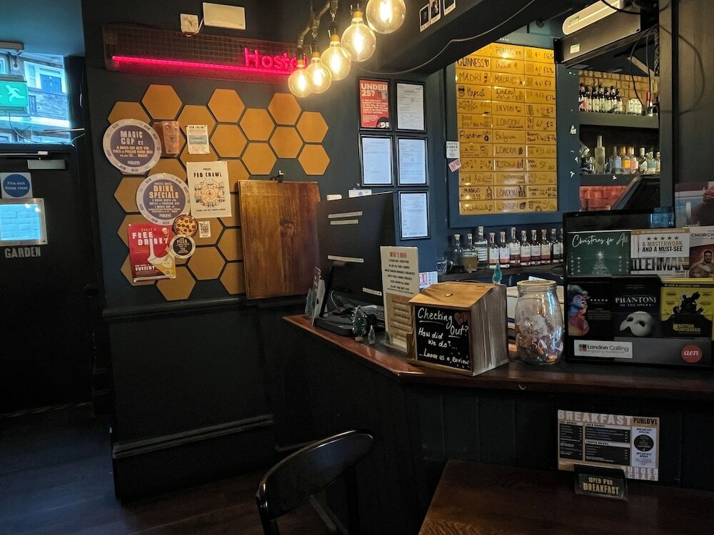 Фото PubLove The Steam Engine Hostel