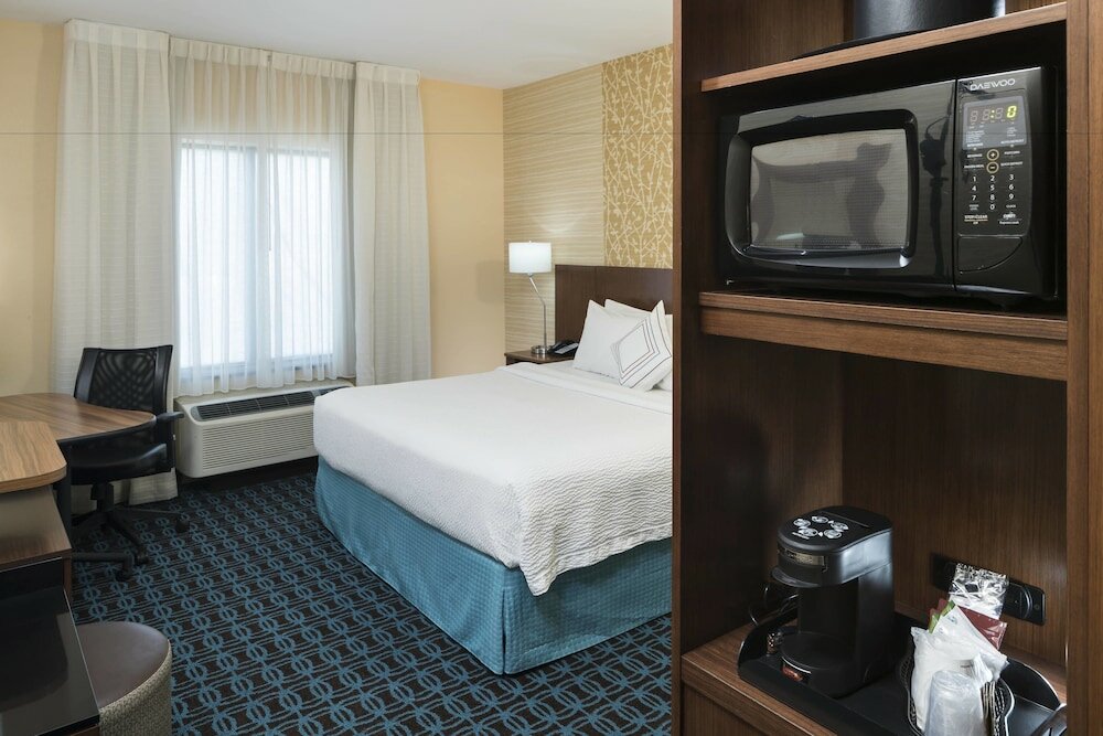 Фото Fairfield Inn & Suites by Marriott Houston Pasadena