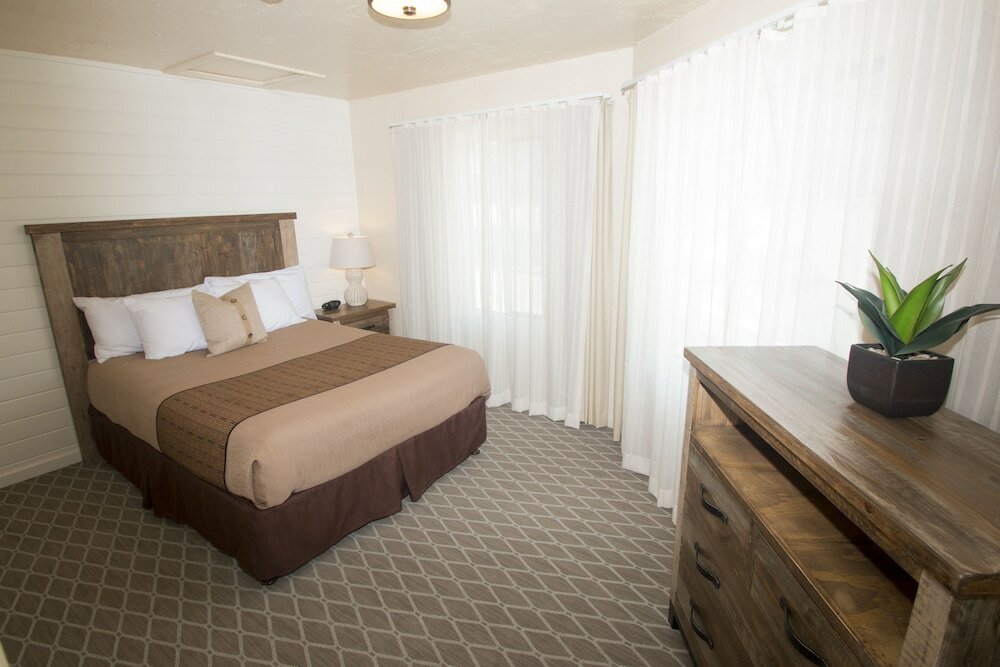 Фото Capitola Venetian Hotel