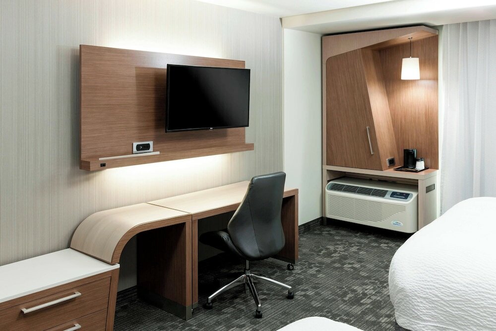 Фото Courtyard by Marriott Fort Worth at Alliance Town Center