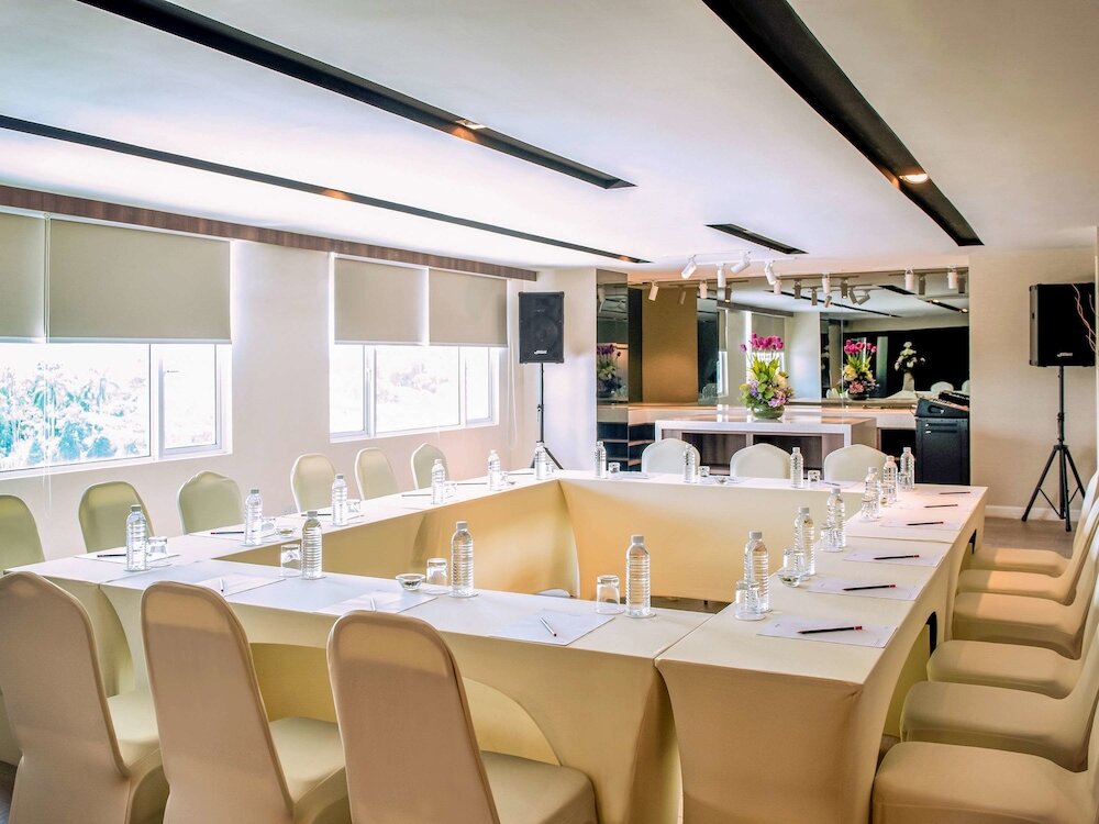 Фото Mercure Kota Kinabalu City Centre