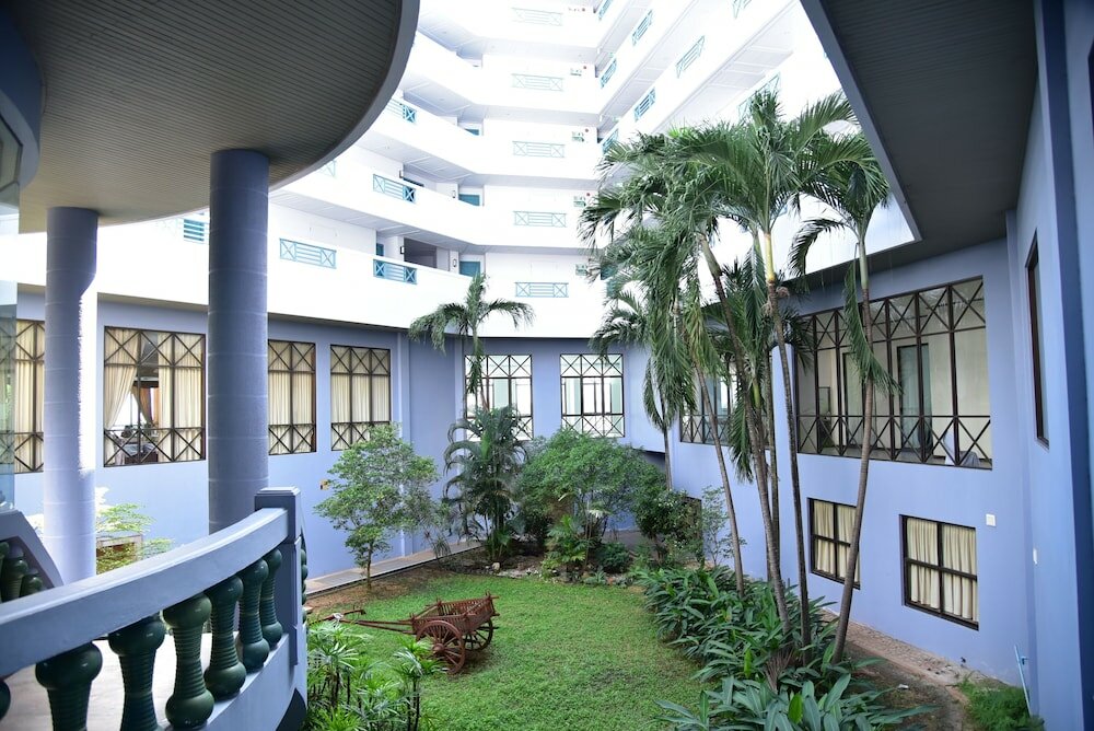 Фото BP Samila Beach Hotel & Resort