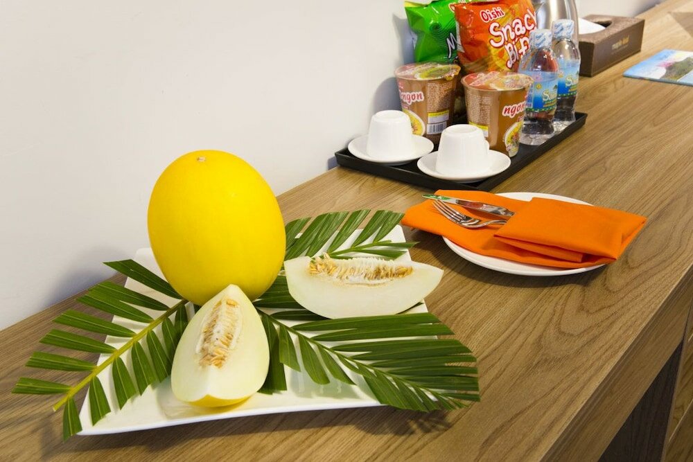 Фото Maple Leaf Hotel & Apartment