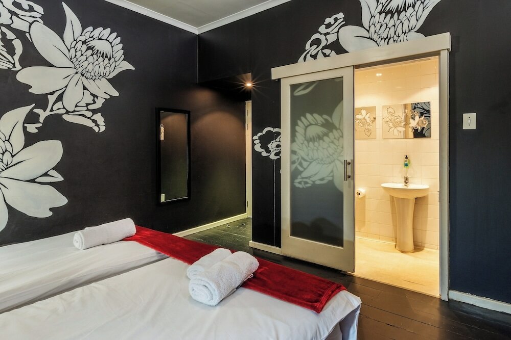 Фото Daddy Long Legs Art Hotel