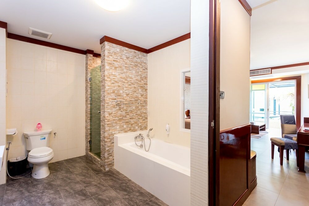 Фото Erawan Hotel