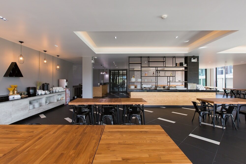 Фото Maya Phuket Airport Hotel