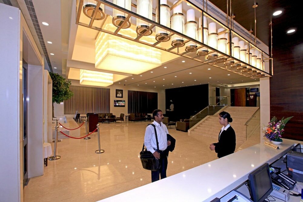 Фото Goutham Grand Hotel