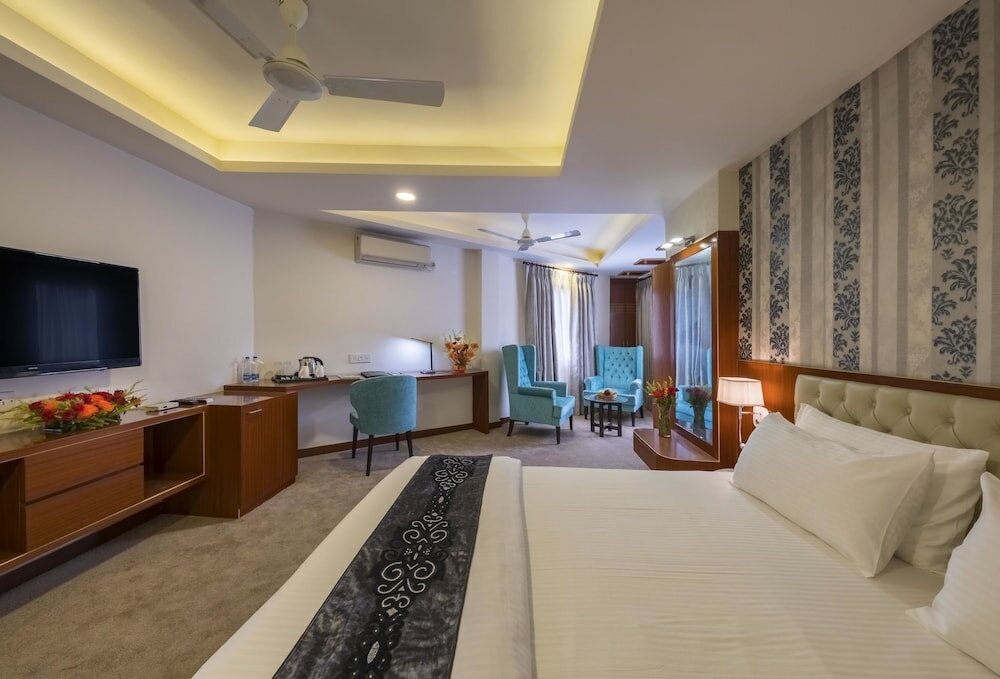 Фото Hotel Emirates