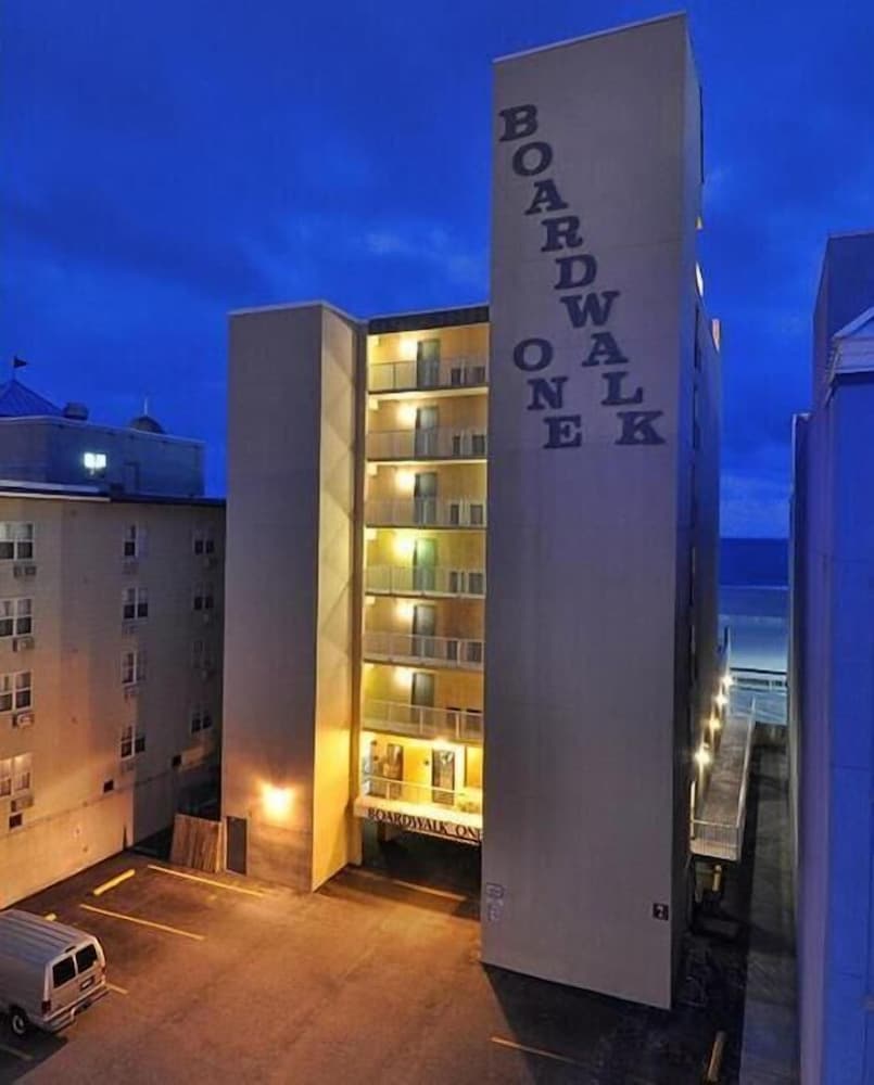 Фото отеля 2