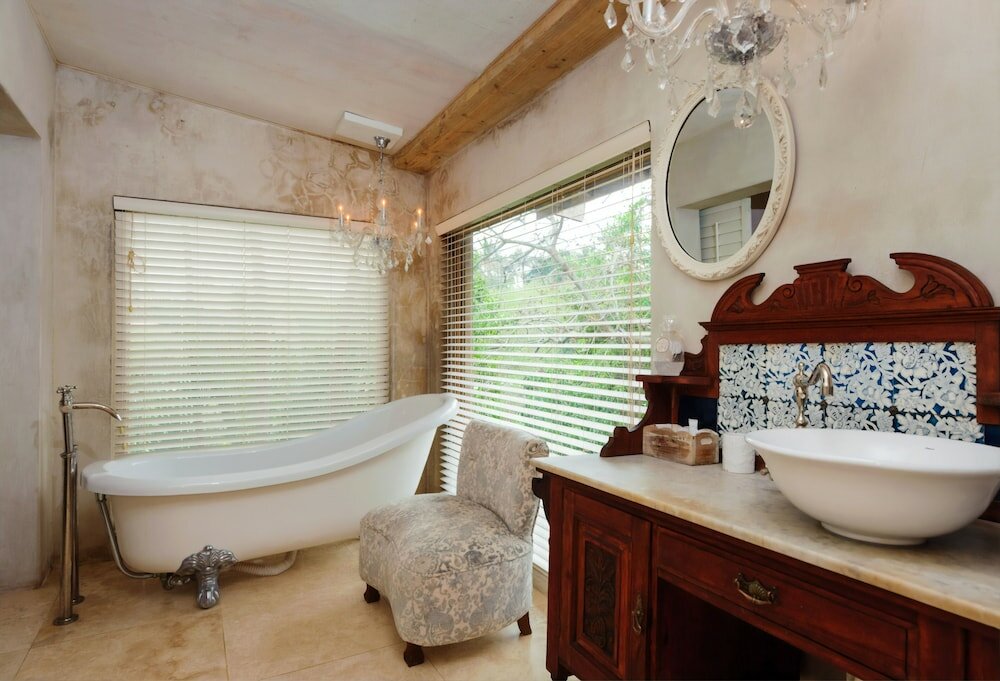 Фото Petite Provence B&b