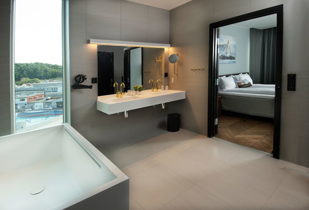 Фото Mandal Hotel