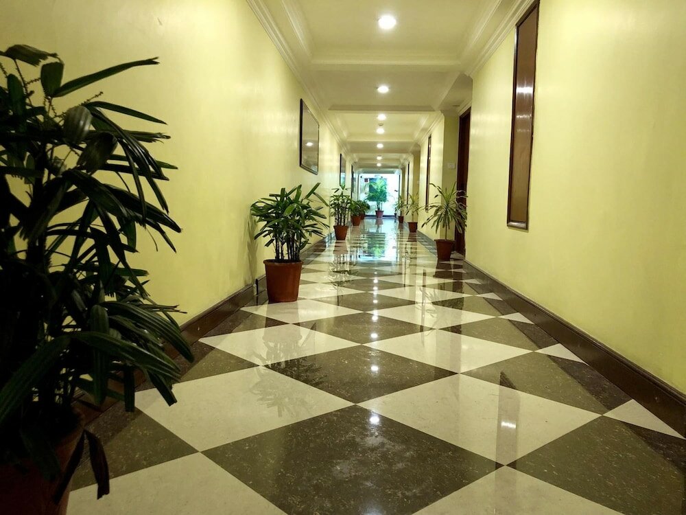 Фото Hotel Ritz Plaza