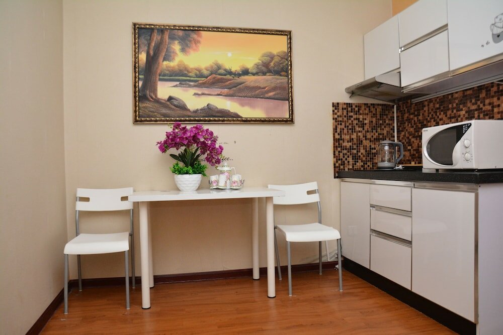 Фото New West Hotel