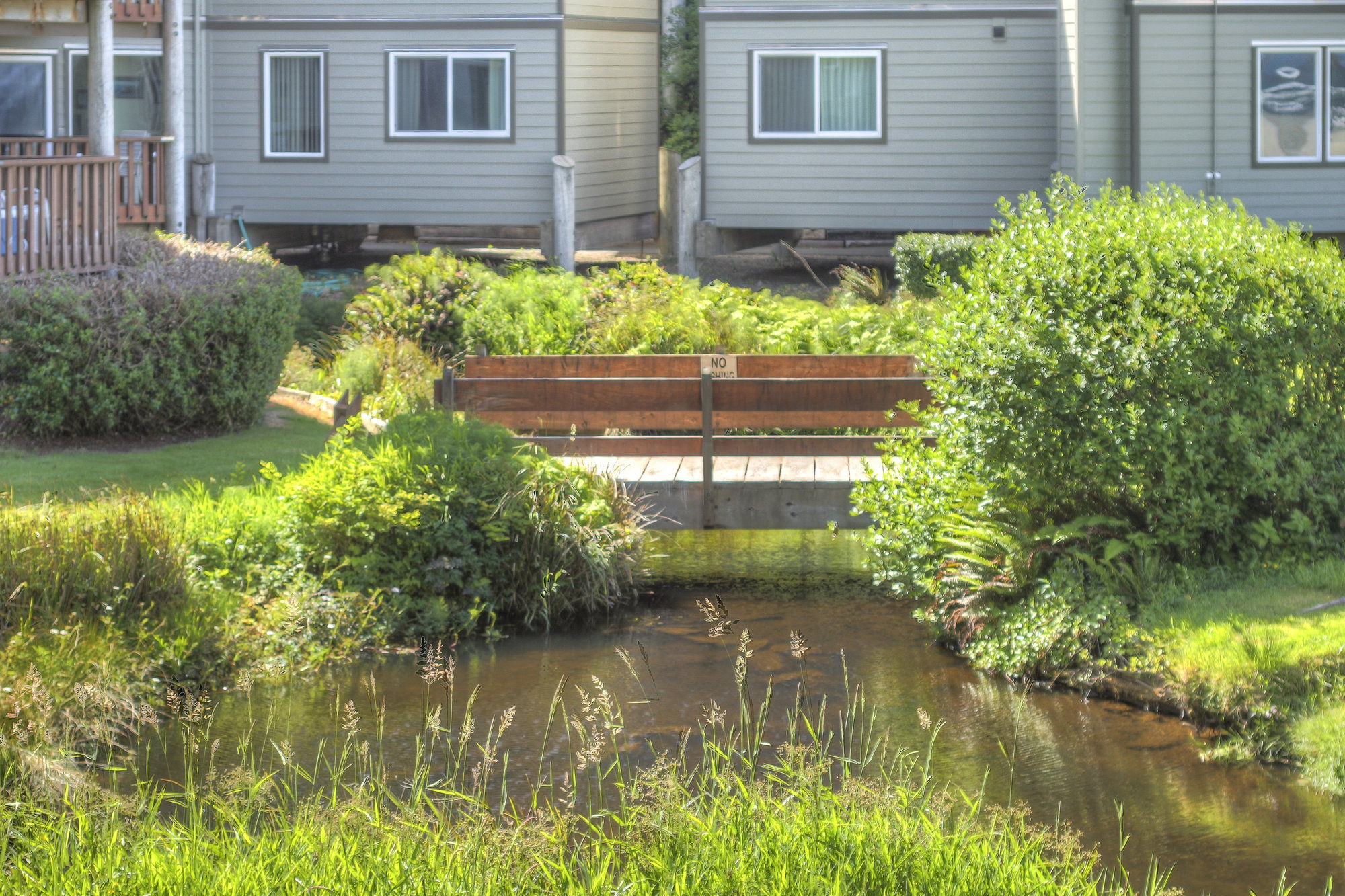 Фото Little Creek Cove Beachfront Resort