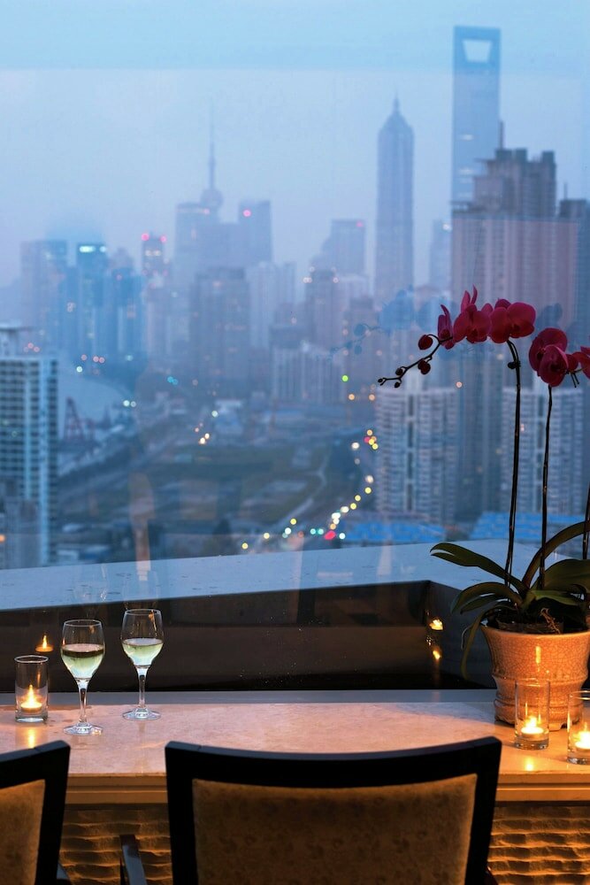 Фото Sheraton Grand Shanghai Pudong Hotel & Residences