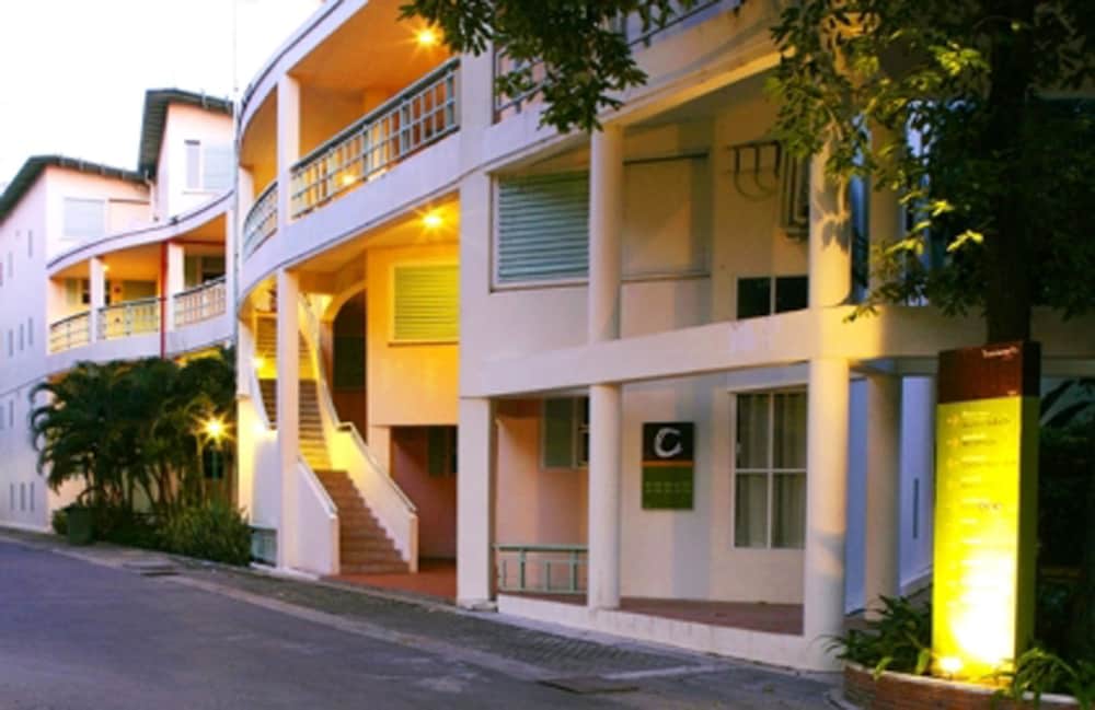 Фото Chom View Hotel