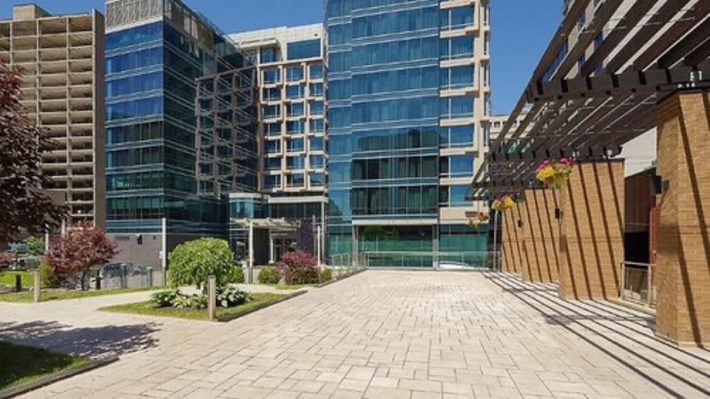 Фото Courtyard by Marriott Montreal Downtown