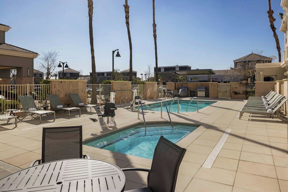 Фото TownePlace Suites by Marriott Ontario Airport