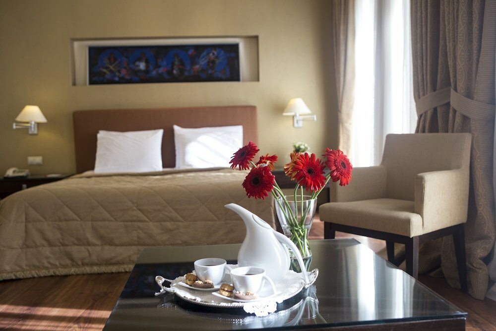 Фото The Tobacco Hotel