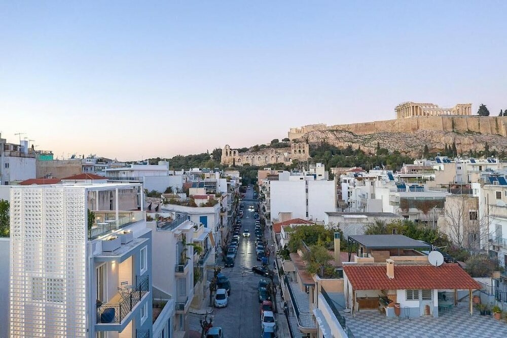 Фото Acro Urban Suites