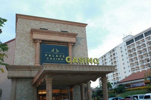 Внешний вид отеля JPark Island Resort & Waterpark в Лапу-Лапу, фото 3