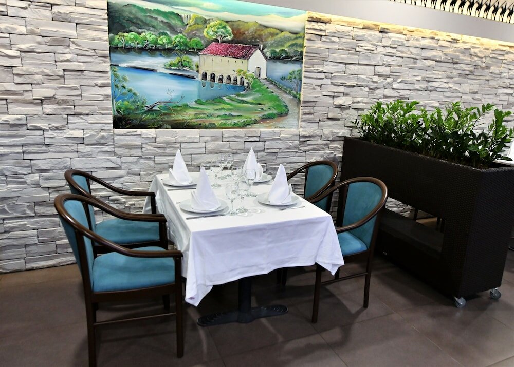 Фото Hotel Alkar