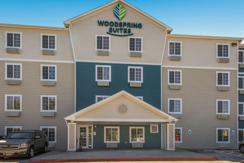 Фото WoodSpring Suites Houston La Porte