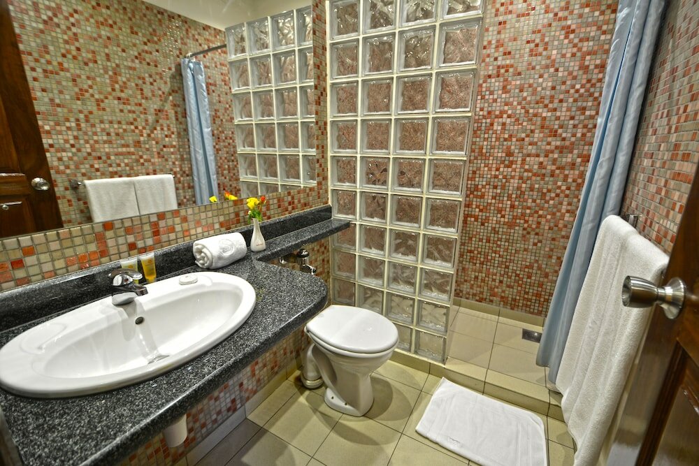 Фото Speke Hotel