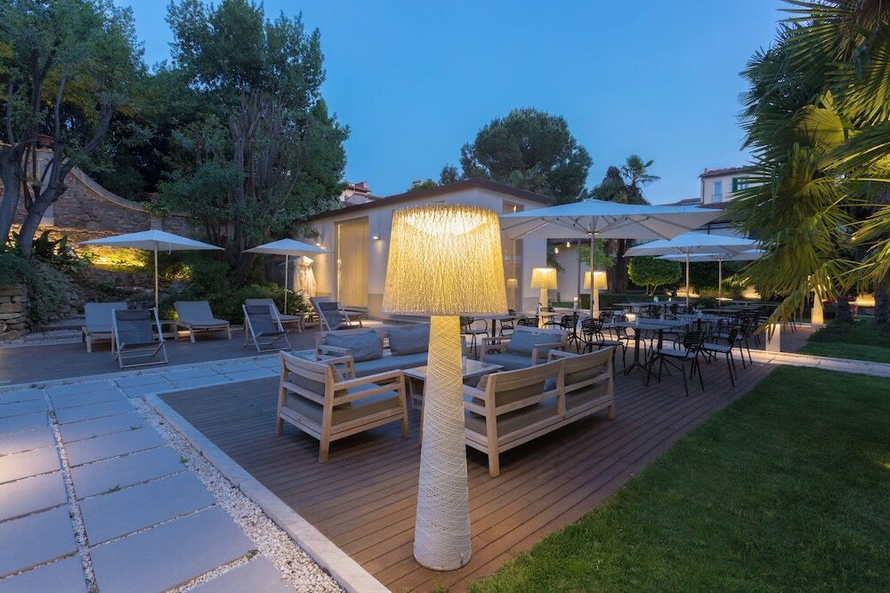 Фото Palazzo Castri 1874