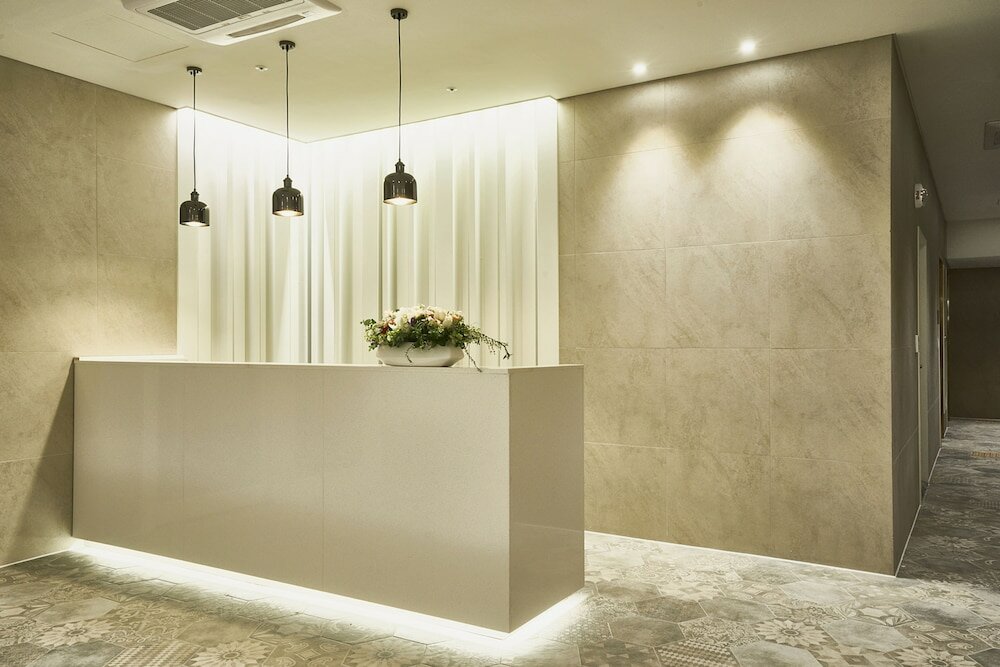 Фото Royal Emporium Hotel