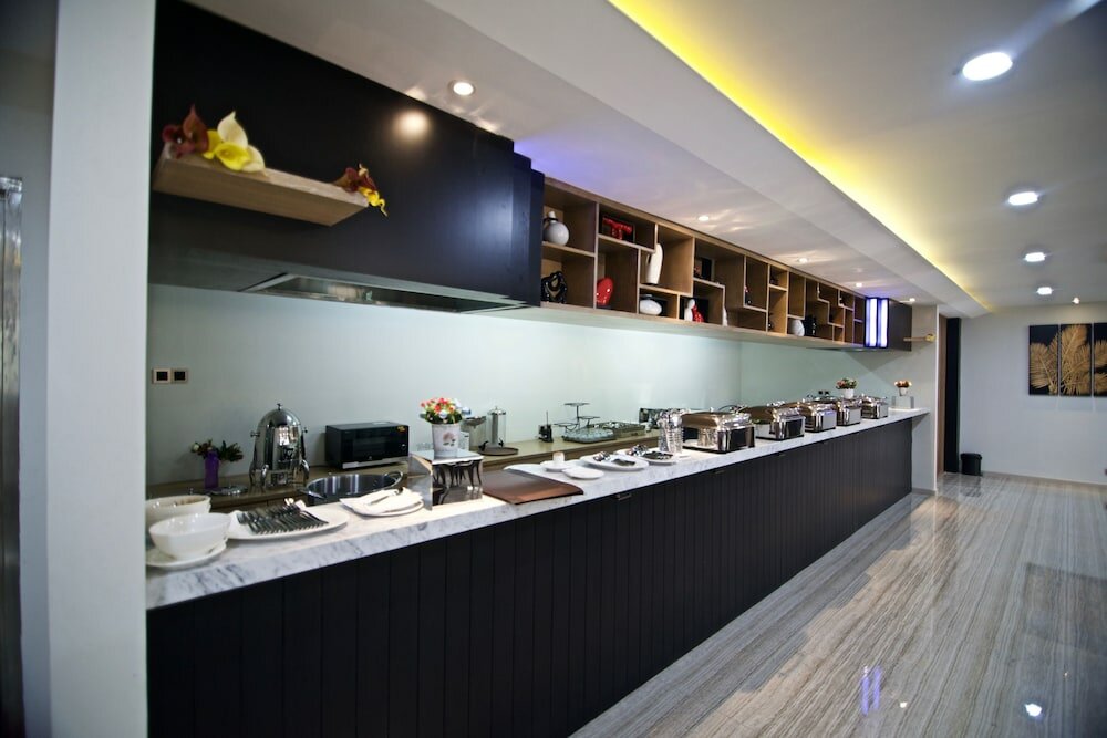 Фото Verse Luxe Hotel Wahid Hasyim