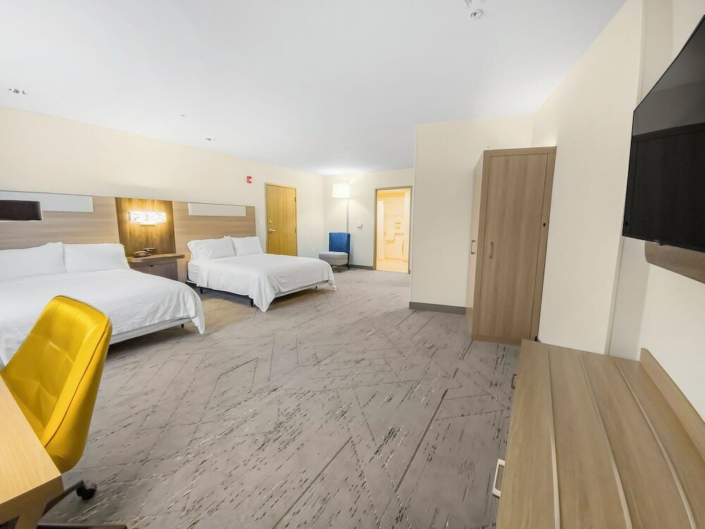 Фото Holiday Inn Express Salt Lake City South - Midvale, an Ihg Hotel