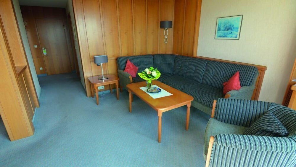 Фото Berghotel Hoher Knochen