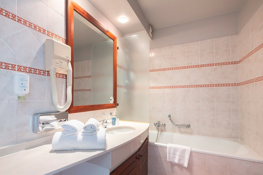 Фото Zenitude Hôtel-Résidences Le Cannet