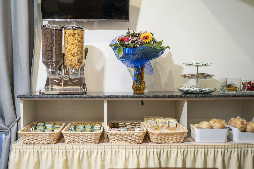 Фото Hotel Ferrarese